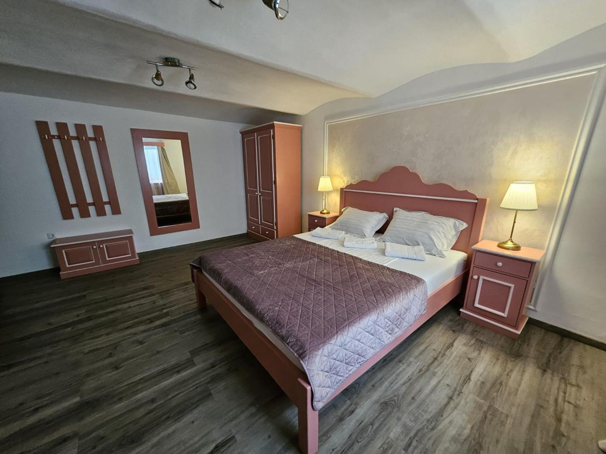 Casa Raduly - Apartament Demisol Sibiu Exteriör bild